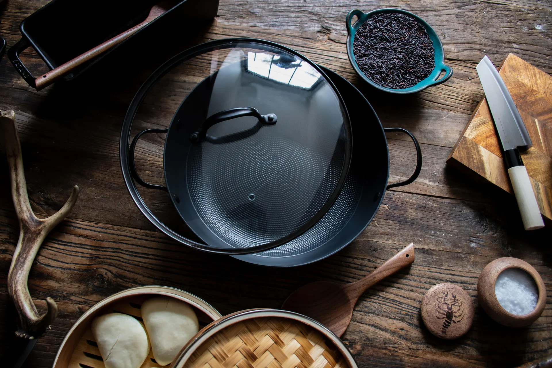 Satake traktørpanne lettvektsstøpejern keramisk, 30 cm Satake