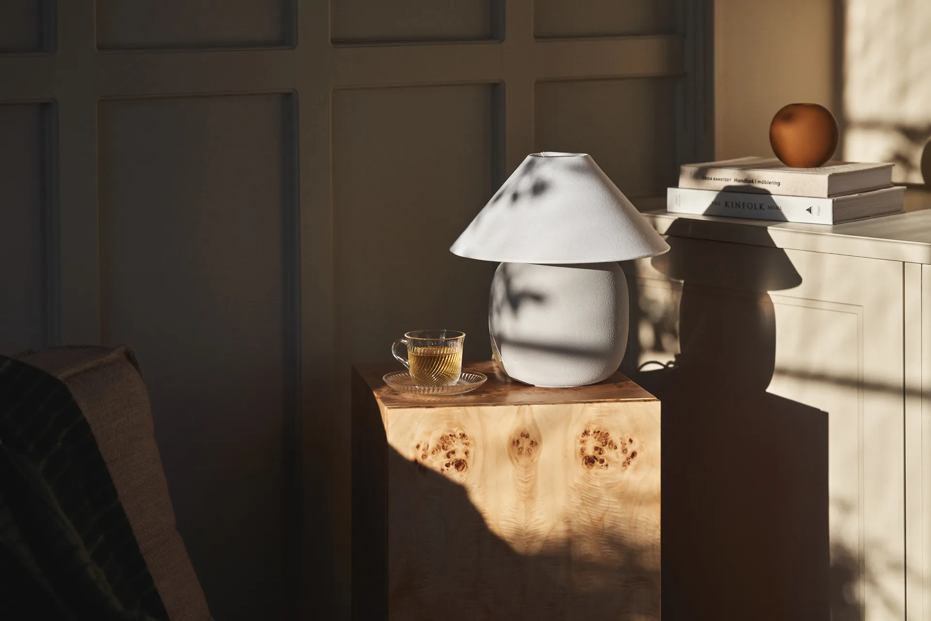 Boulder bordlampe 29 cm grey-white Scandi Living