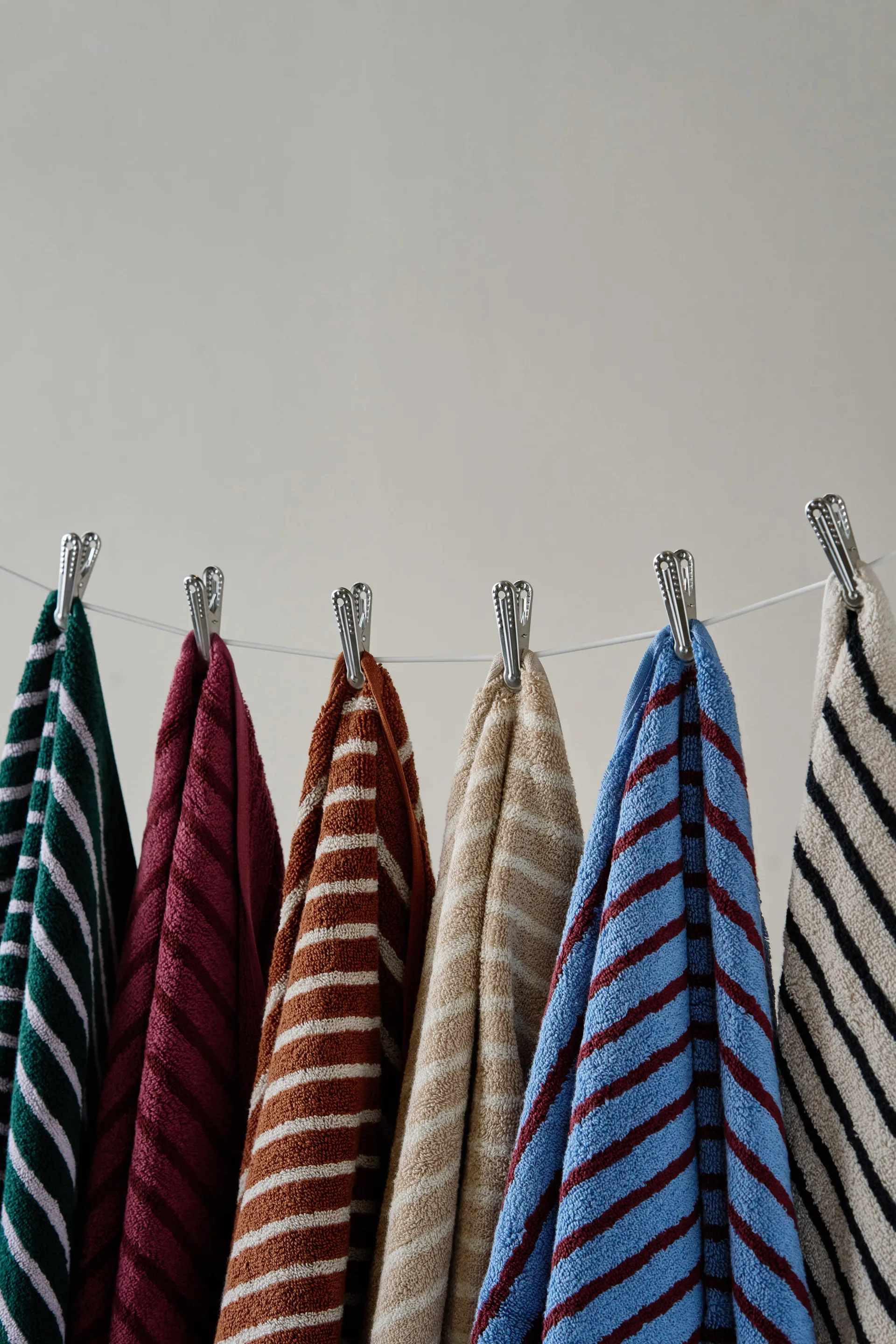 Drift badehåndkle 100x150 cm 2‑pakning - Rosa-rød Scandi Living