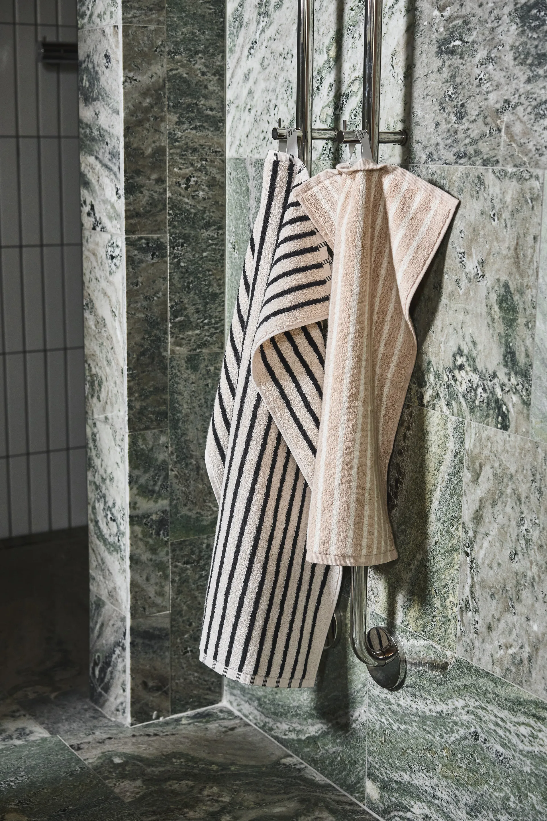 Drift håndkle 30x50 cm, Beige-hvit Scandi Living