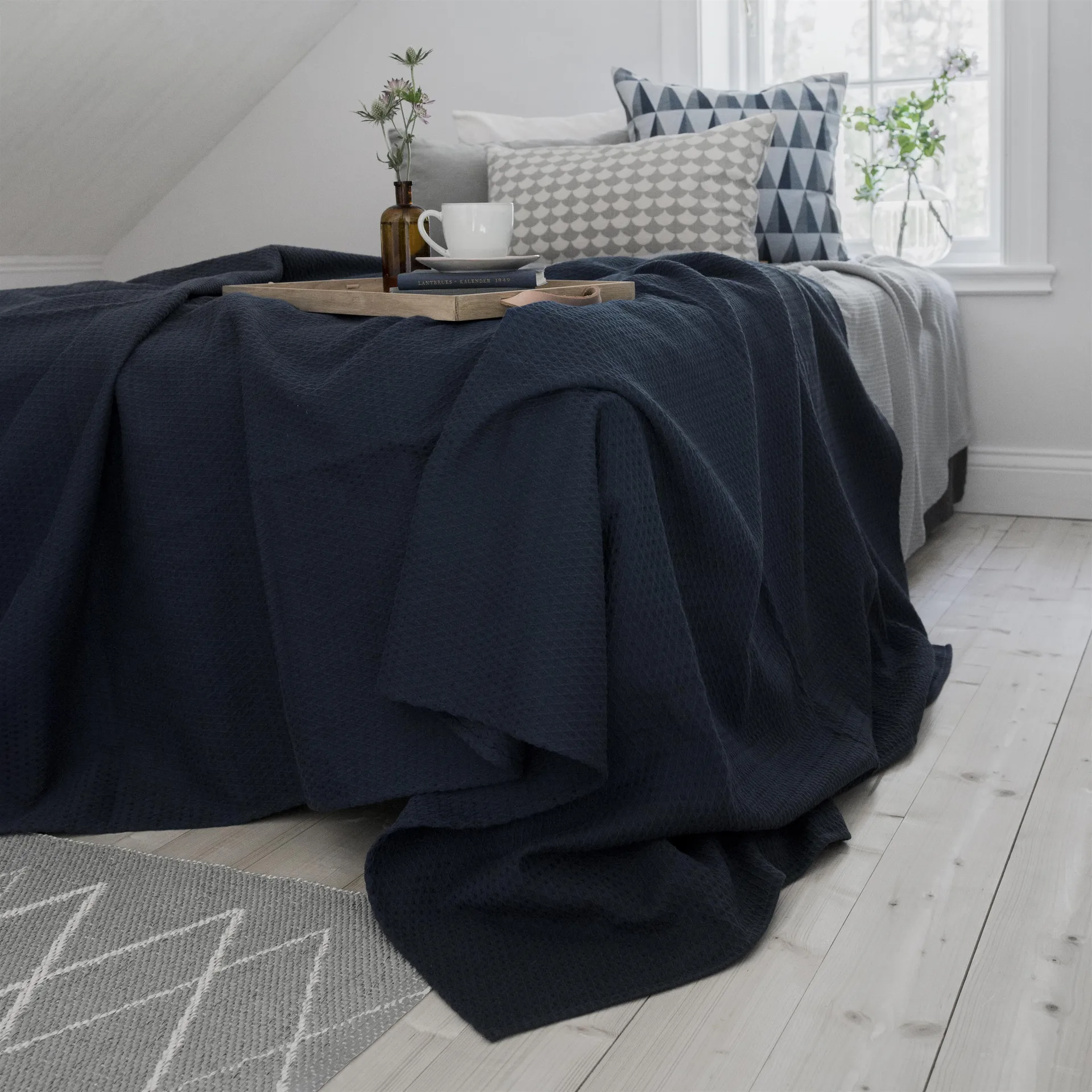 Kimono sengeteppe 139x260 cm, storm blue (blå) Scandi Living