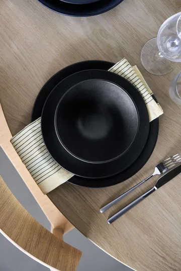 Terra middagstallerken - Svart steingods, Ø26,5 cm - Scandi Living