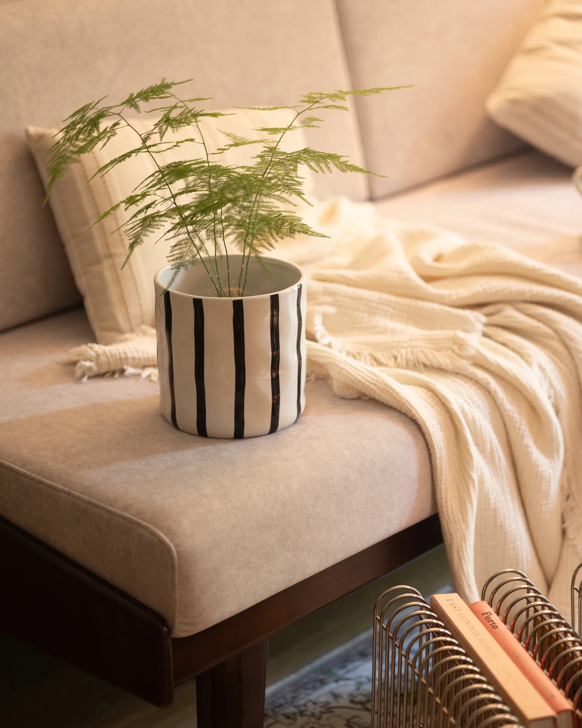 Thrive krukke Ø16 cm, Hvit-svart Scandi Living