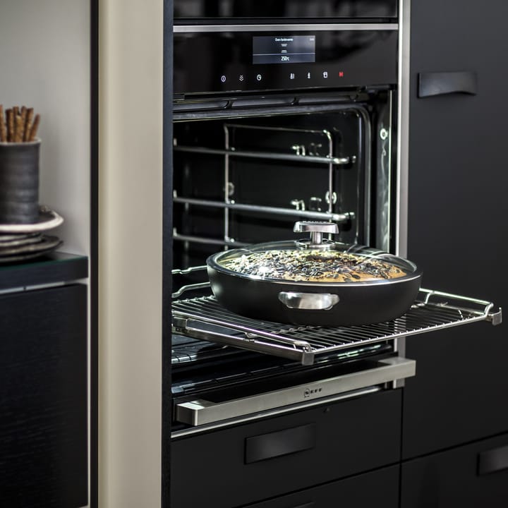 Scanpan Pro IQ kasserolle med lokk, Ø 28 cm Scanpan