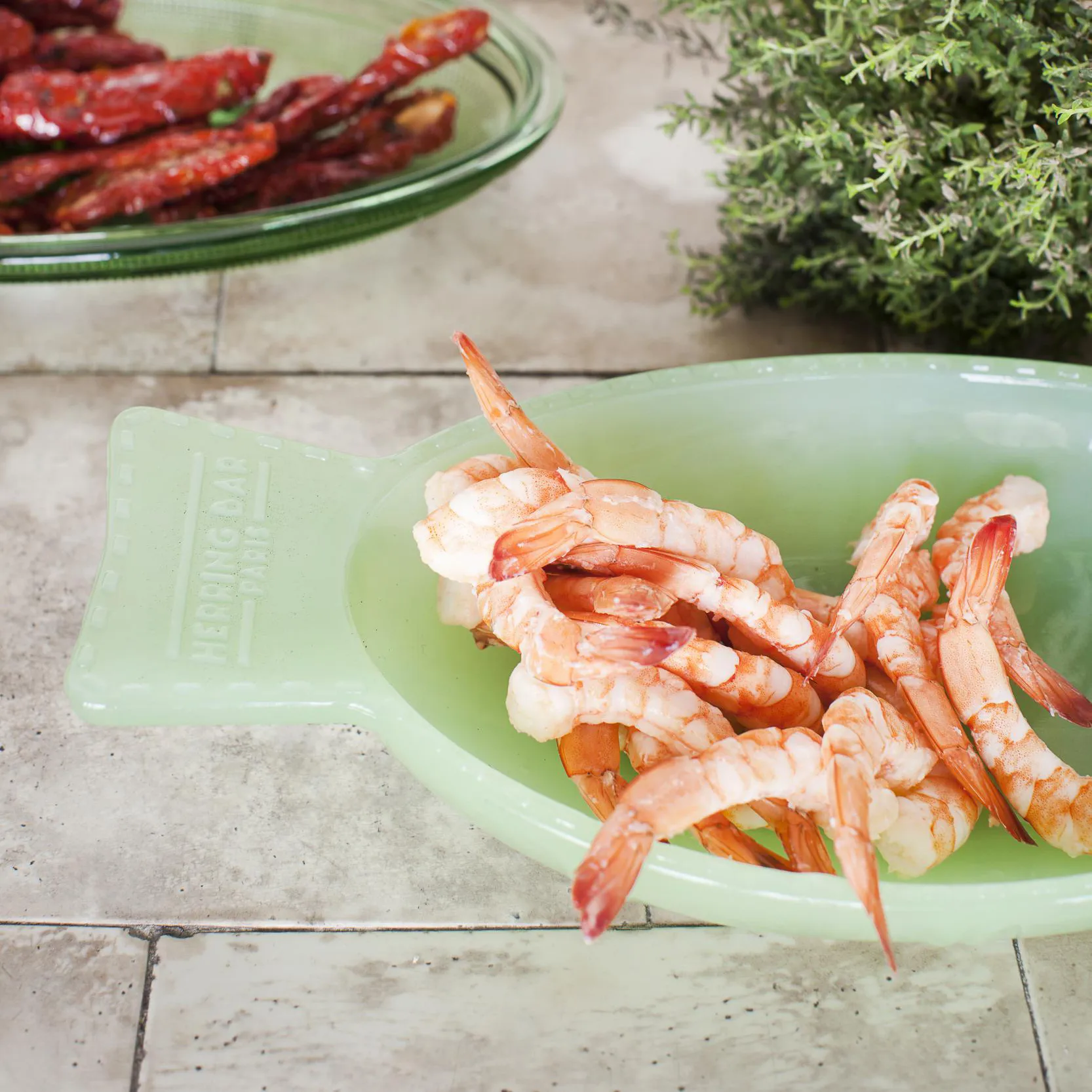 Fish & Fish serveringsfat 14x26 cm, Jadeite green Serax