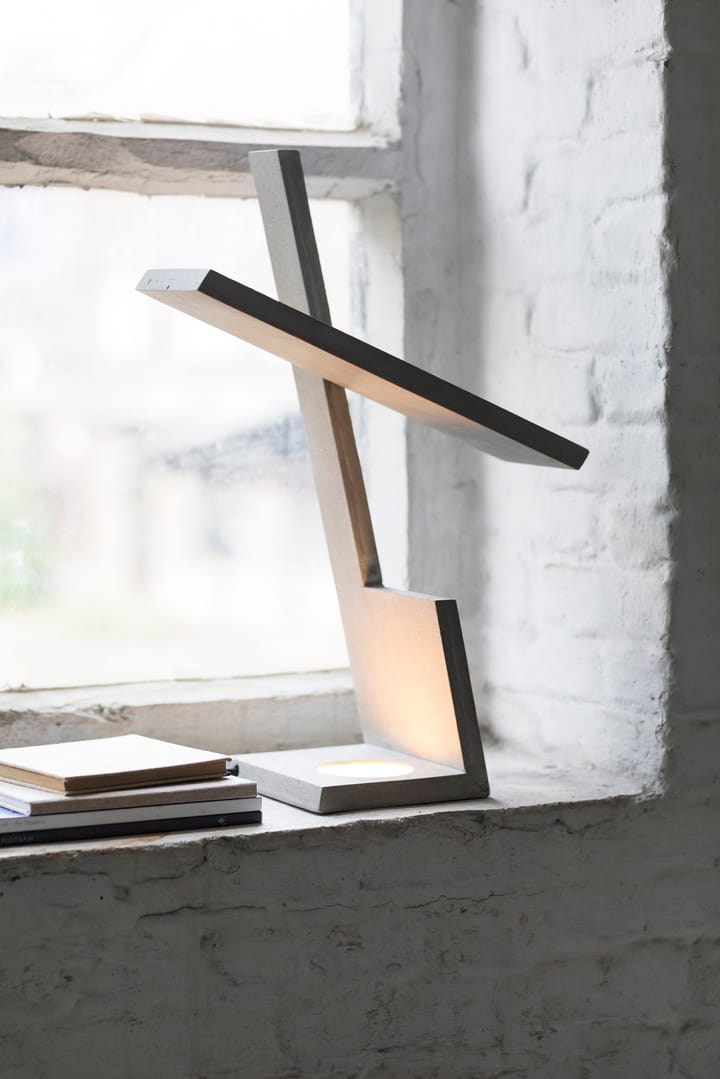 Ixelles Concrete bordlampe 50,5 cm, Grey Serax