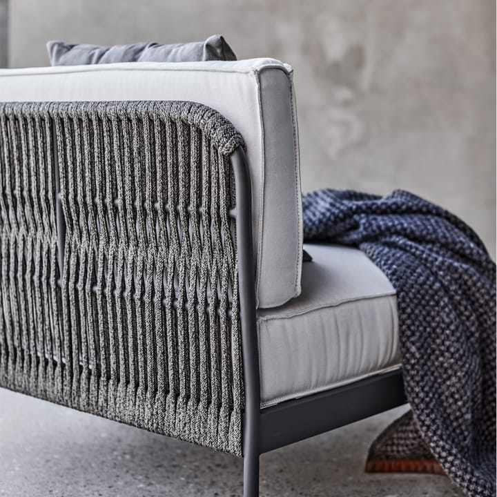 Lidö modulsofa, Sunbrella Deave silver grey, fotskammel, mørkegrå aluminiumsramme Skargaarden