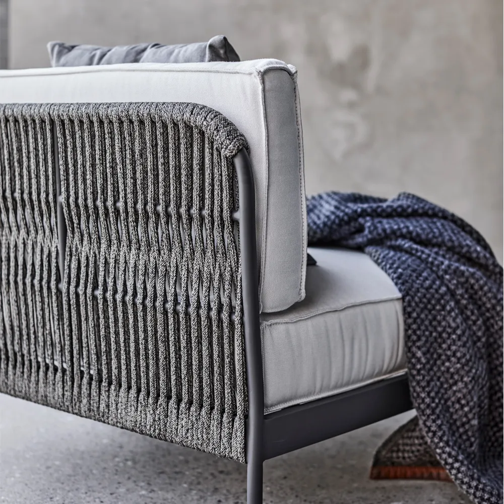 Lidö modulsofa, Sunbrella Deave silver grey, hjørnedel, mørkegrå aluminiumsramme Skargaarden