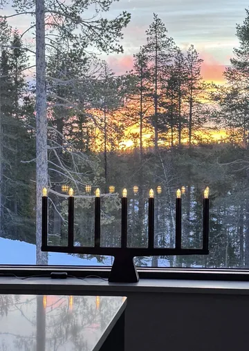 Stella 7 adventslysestake 60 cm - Svart - SMD Design