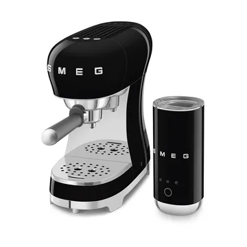 Smeg 50's Style espressomaskin med melkeskummer - Svart - Smeg