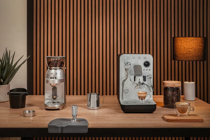 Smeg 50's Style kaffekvern, Chrome Smeg