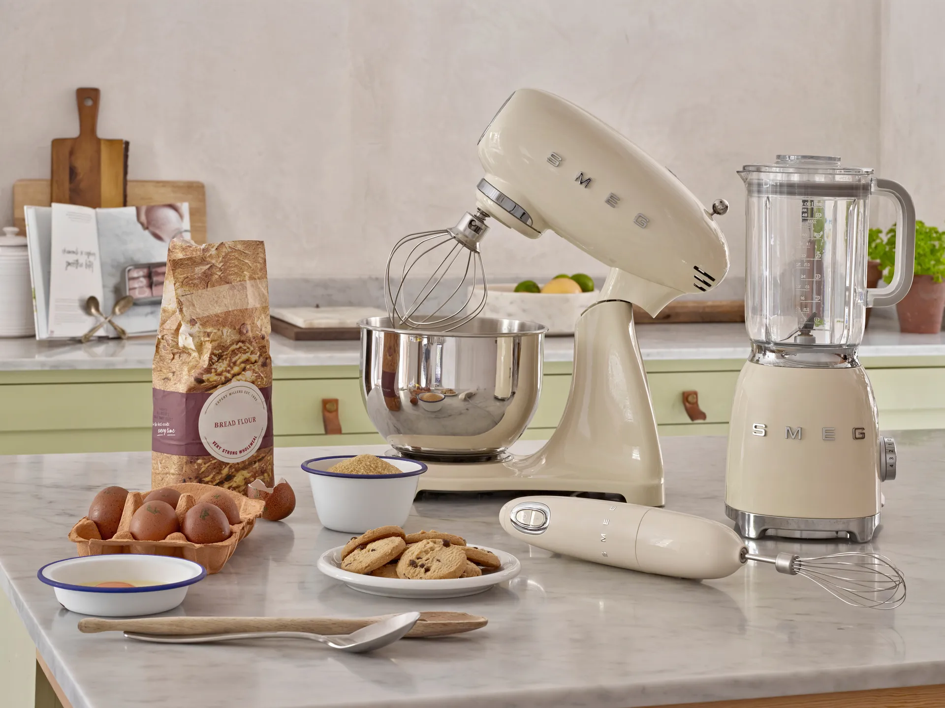 Smeg 50's Style kjøkkenmaskin 4,8 L, Créme hvit Smeg