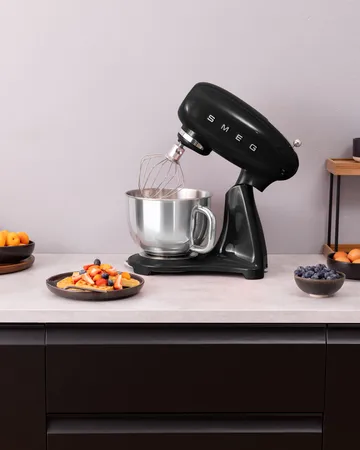 Smeg 50's style kjøkkenmaskin - Svart, 1000 W, 4,8 l - Smeg