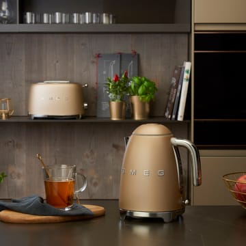 Smeg 50's Style vannkoker 1,7 L - Champagne - Smeg