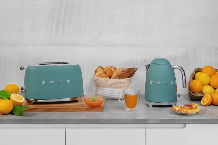 Smeg 50's Style vannkoker 1,7 L, Emerald green Smeg
