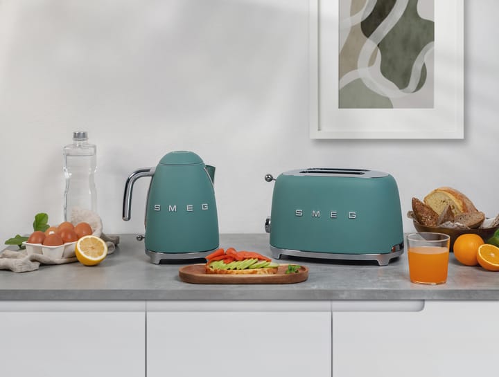 Smeg 50's Style vannkoker 1,7 L, Emerald green Smeg