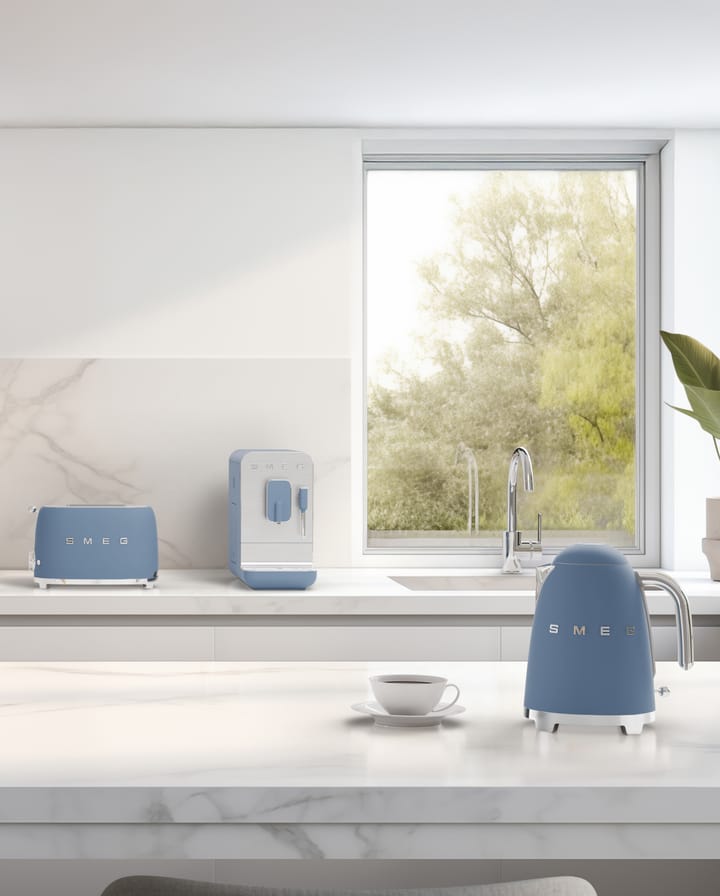 Smeg 50's Style vannkoker 1,7 L, Storm blue Smeg