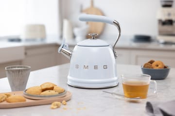 Smeg 50's Style Vannkoker med fløyte - Pastell blue - Smeg