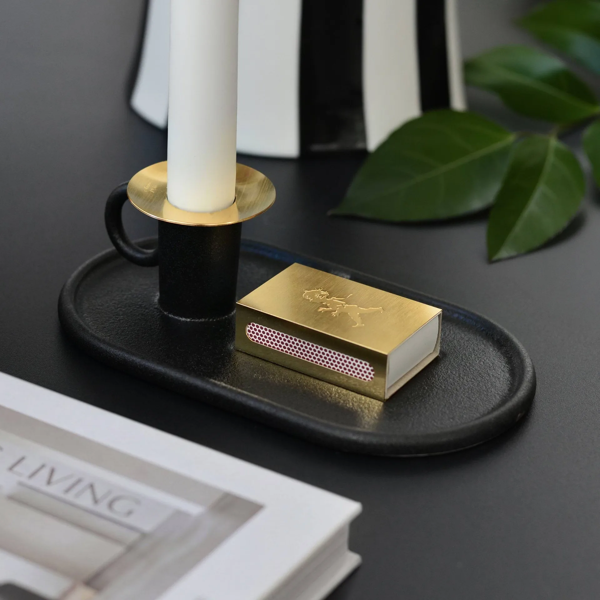 Kammakarlysestake med fyrstikketui, Svart Solstickan Design