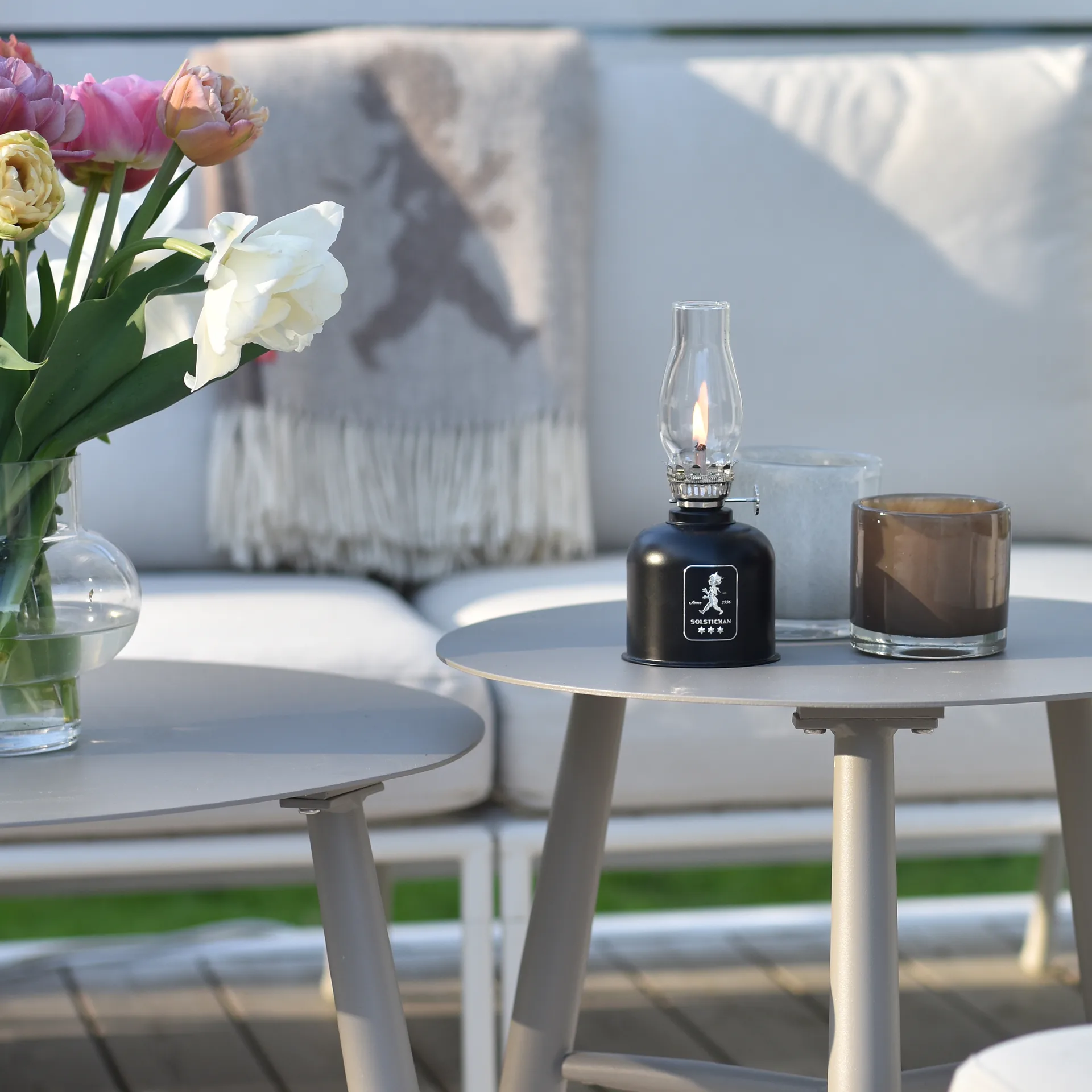 Solstickan fotogenlampe, Svart Solstickan Design