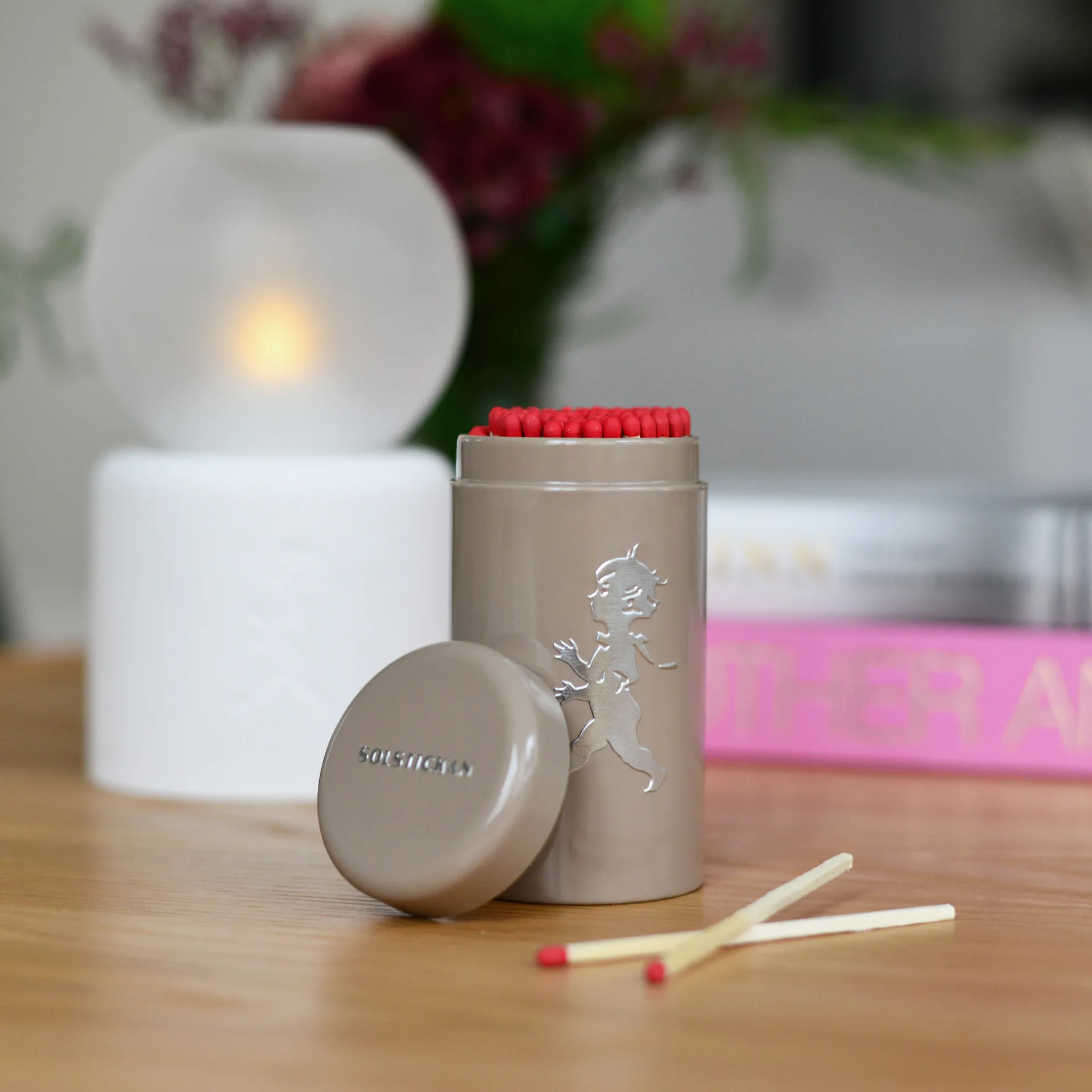 Solstickan rør med fyrstikker 100-pakning, Sand Solstickan Design