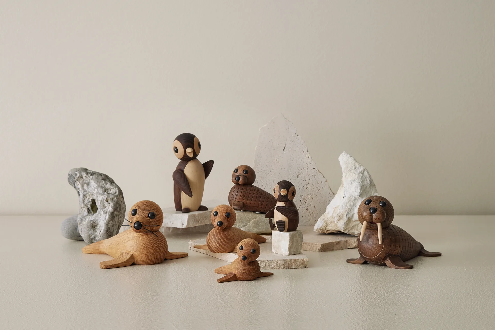 Frost Pingvin dekorasjon 12,5 cm, Brun Spring Copenhagen