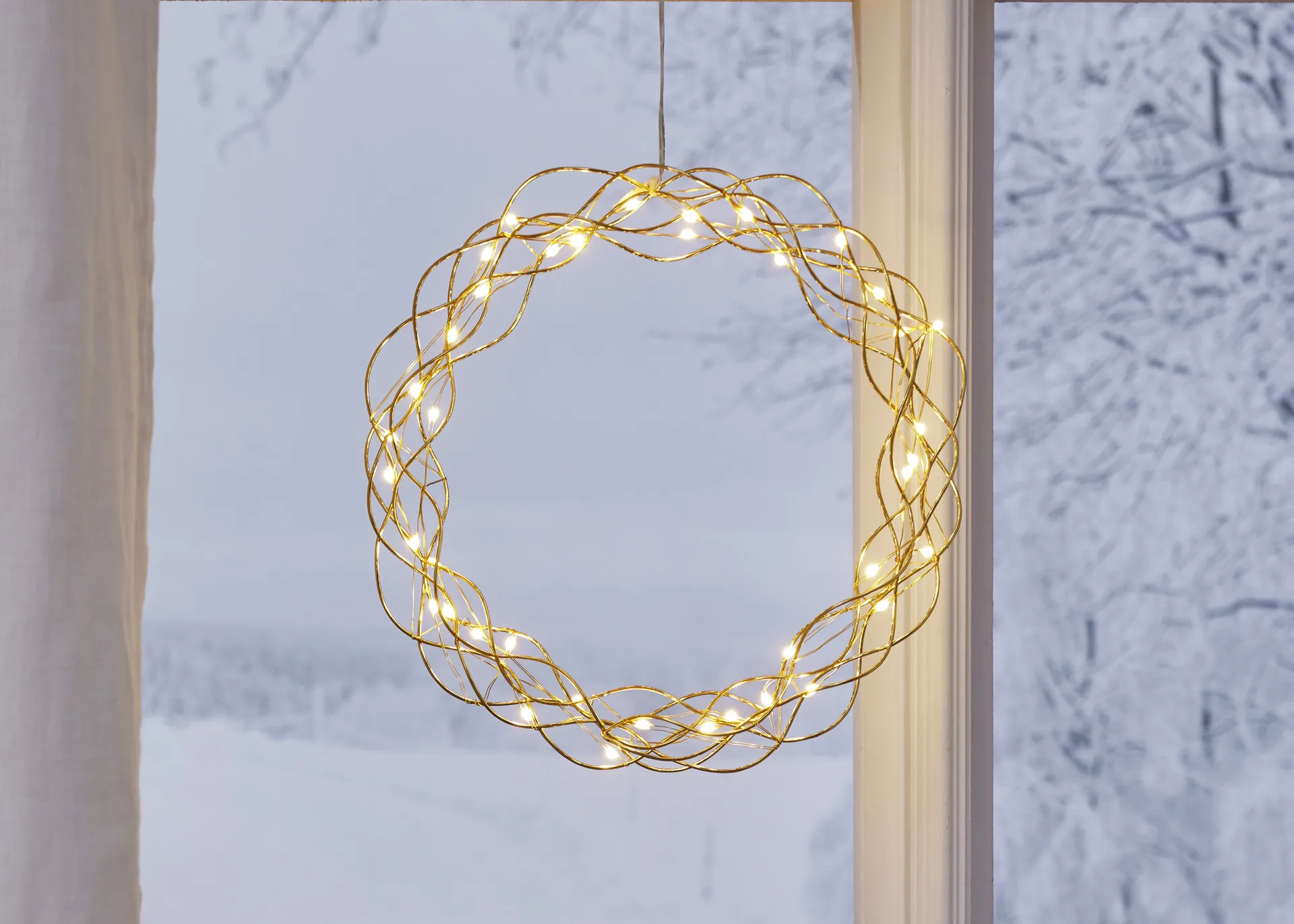 Curly krans med LED-lys 30 cm, Messing Star Trading