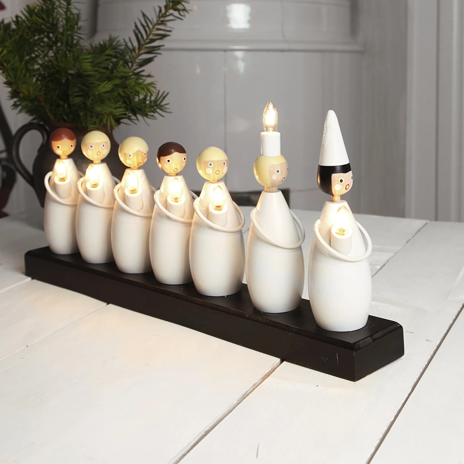 Luciatog adventlysestake, hvit Star Trading