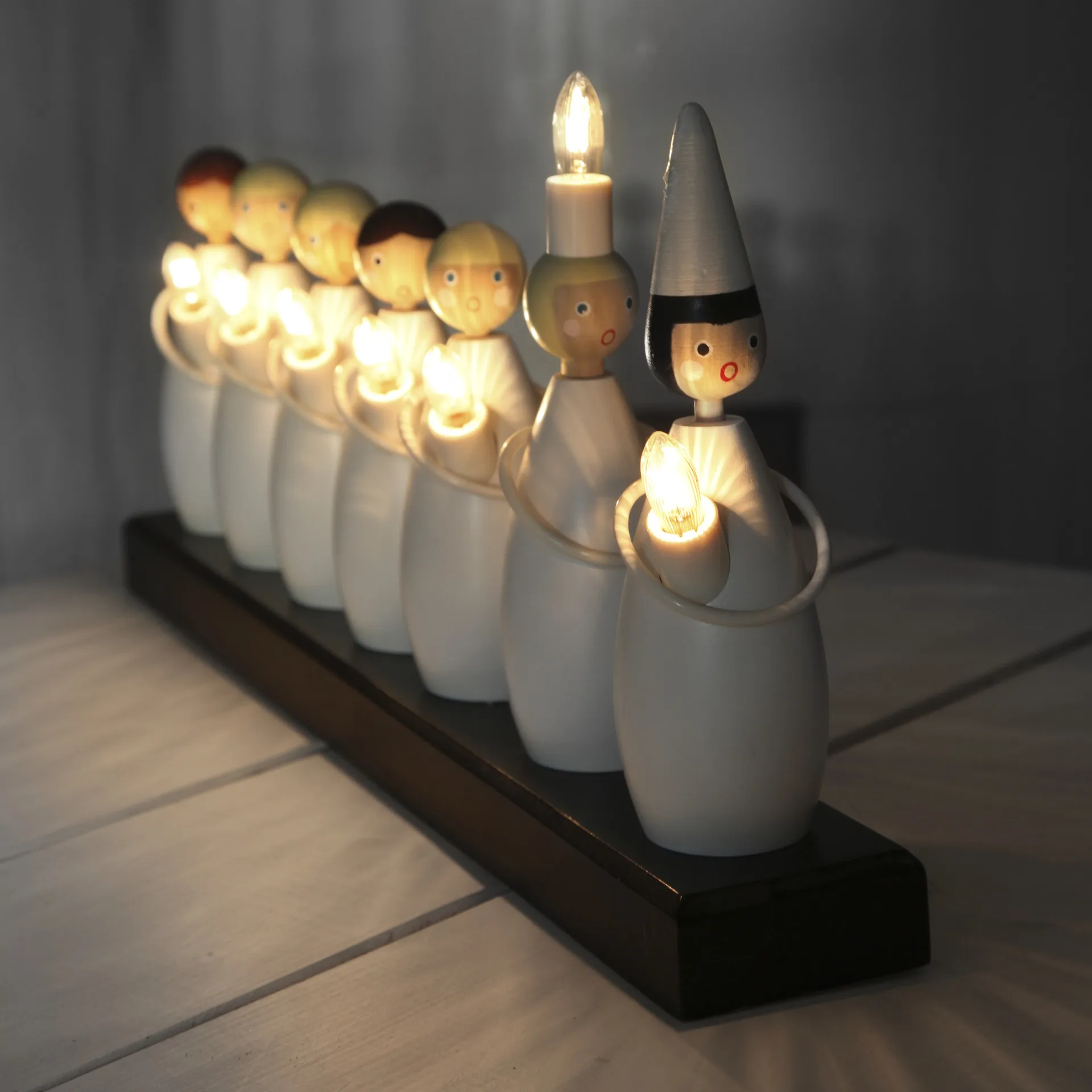 Luciatog adventlysestake, hvit Star Trading