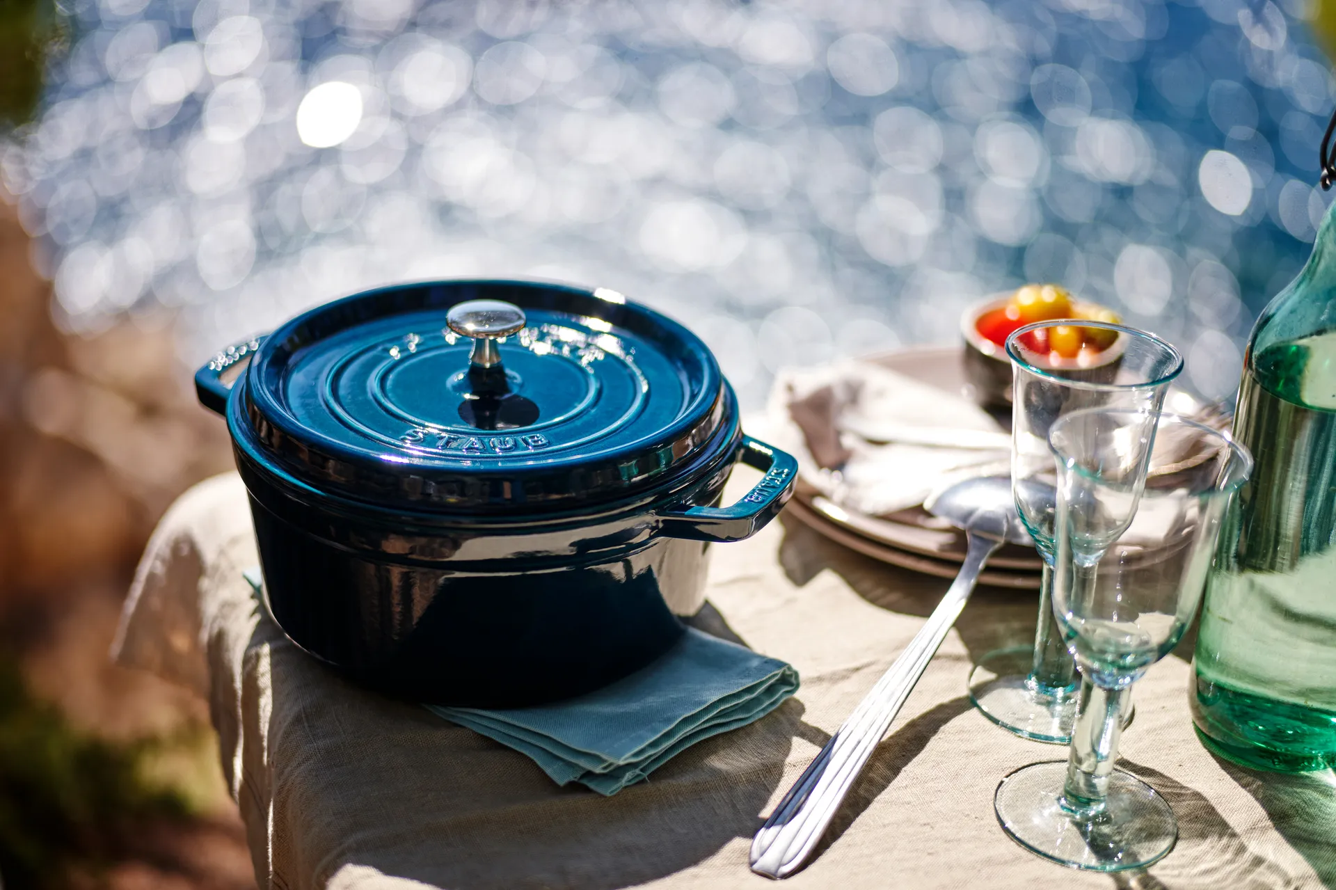 La Mer rund gryte, tre lager emalje, 6,7 l STAUB