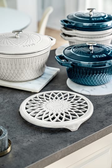 Staub Twister gryteunderlag 18,5x19 cm - White truffle - STAUB