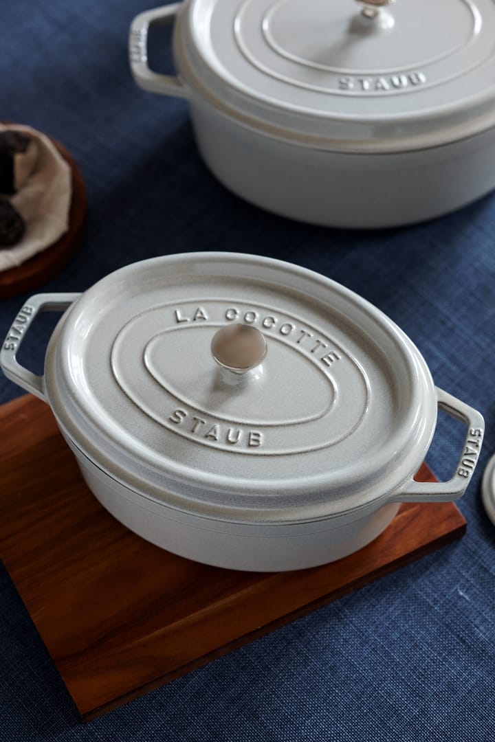 Staub White Truffle gryte oval, 2,35 l STAUB