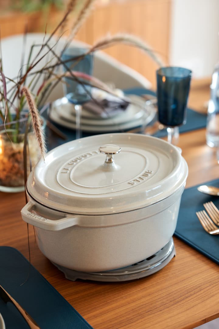 Staub White Truffle gryte oval, 5,5 l STAUB