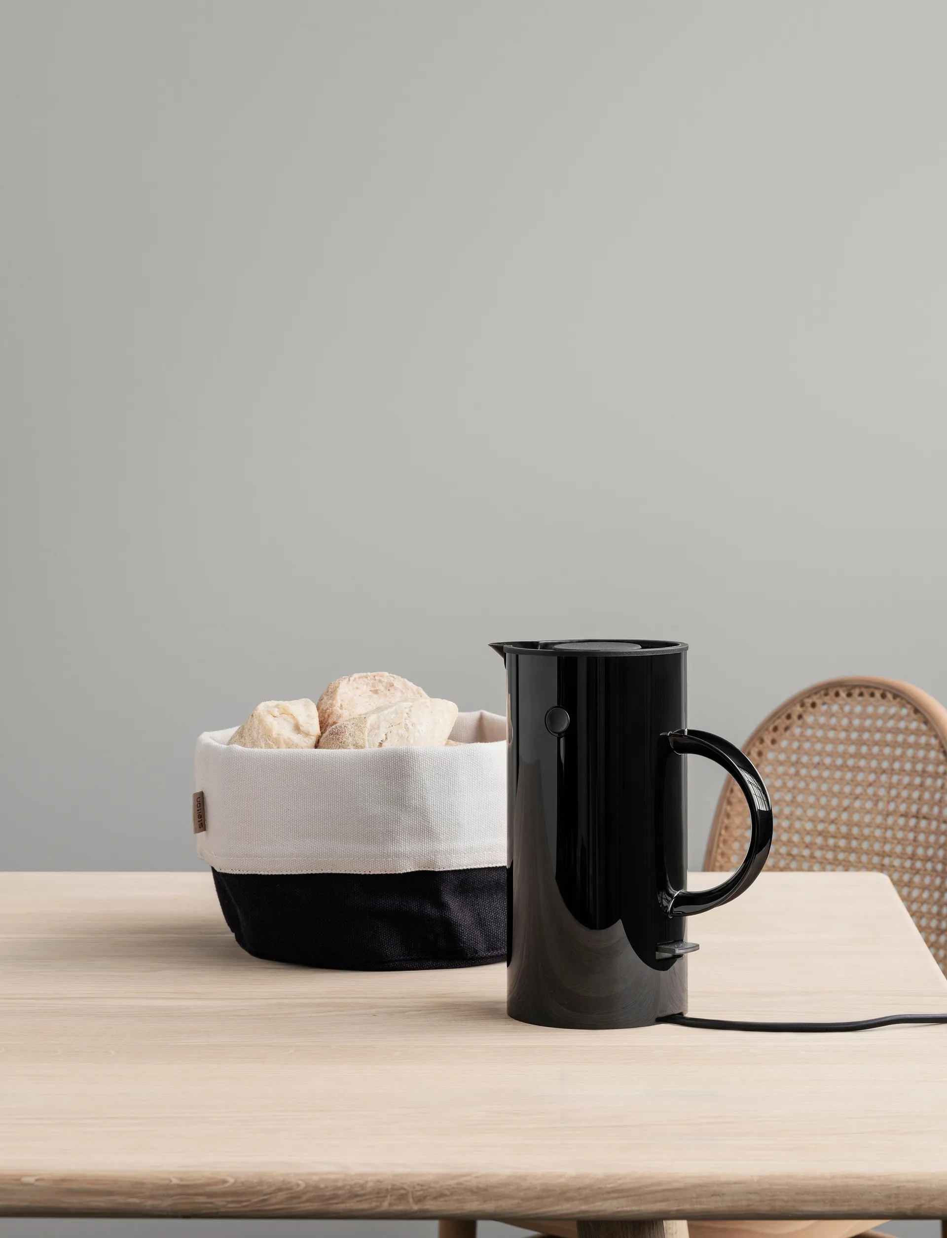 EM77 vannkoker (EU) 0,5 L, Black Stelton
