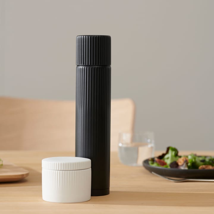 Pleat pepperkvern, Svart Stelton