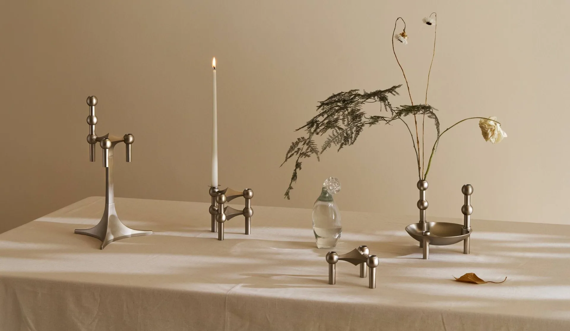 STOFF Nagel vase, Børstet krom STOFF Nagel