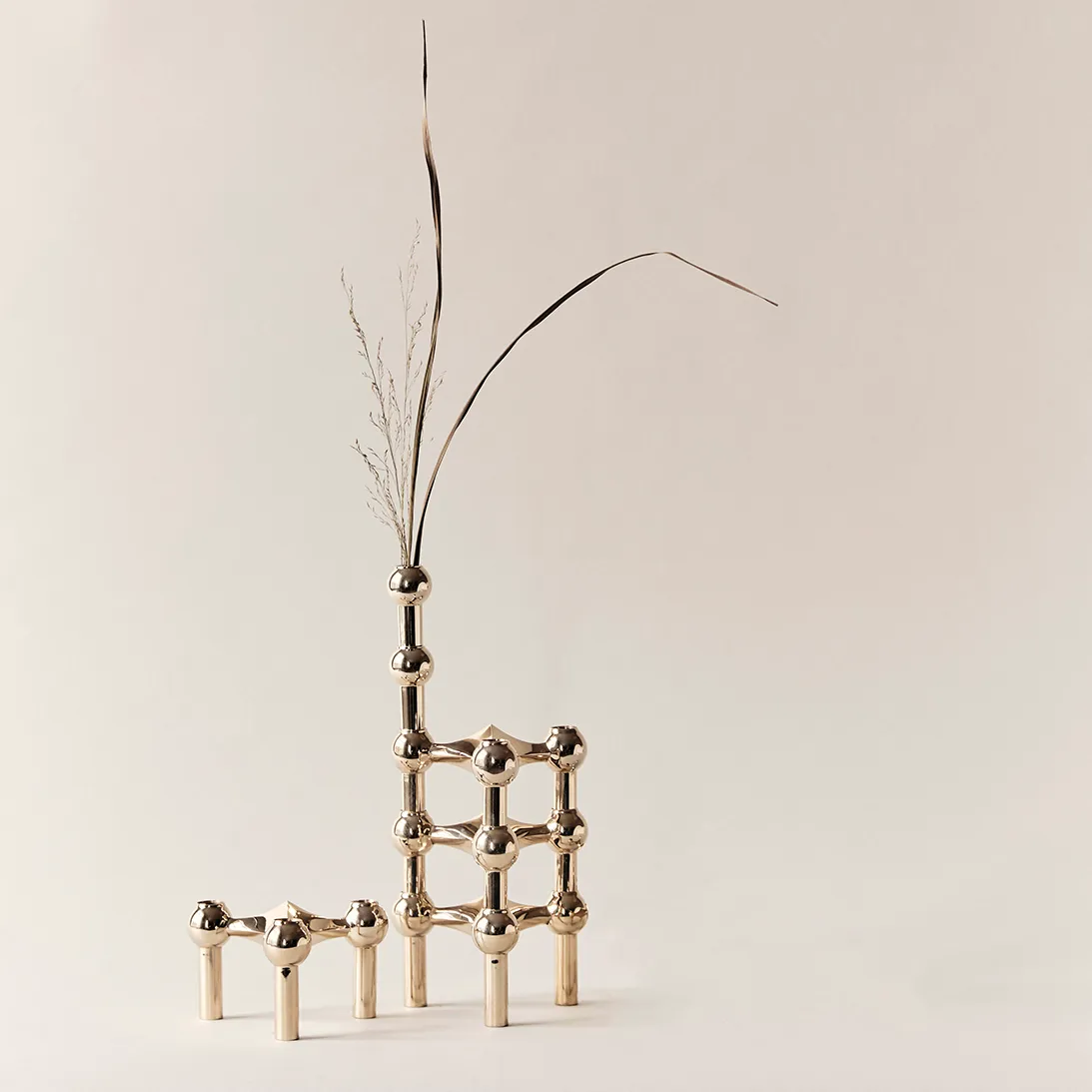 STOFF Nagel vase, Messing STOFF