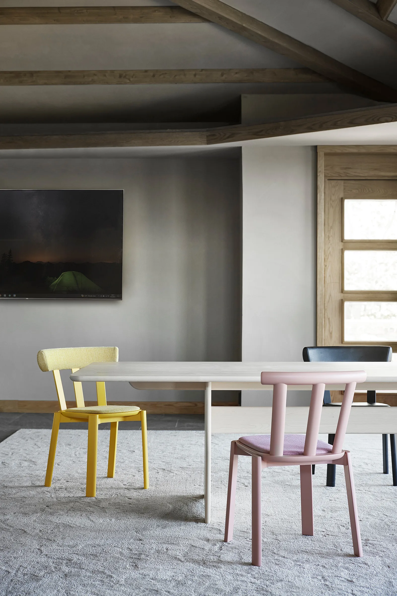 Alt bord 320x110 cm bjørk, Lys mattlakk Stolab