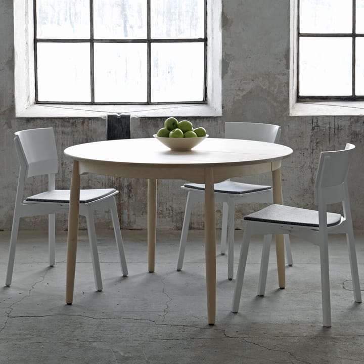 Carl spisebord fast plate Ø 115 cm, Bjørk lys mattlakkert Stolab