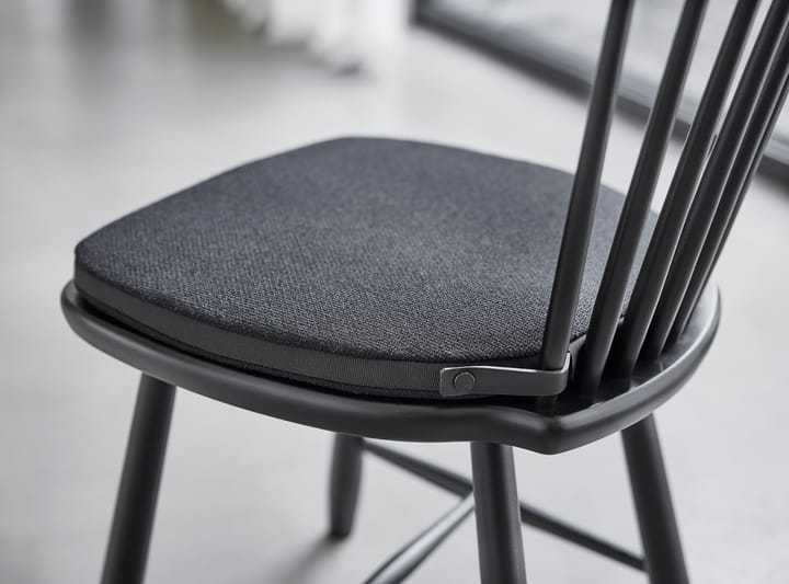 Lilla Åland stolpute, Black Stolab