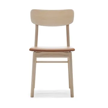 Prima Vista stol lys mattlakkert eik - Skinn Elmosoft 43807 cognac - Stolab