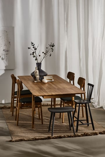 Prima Vista stol oljet eik - Skinn elmotique 99001 sort - Stolab