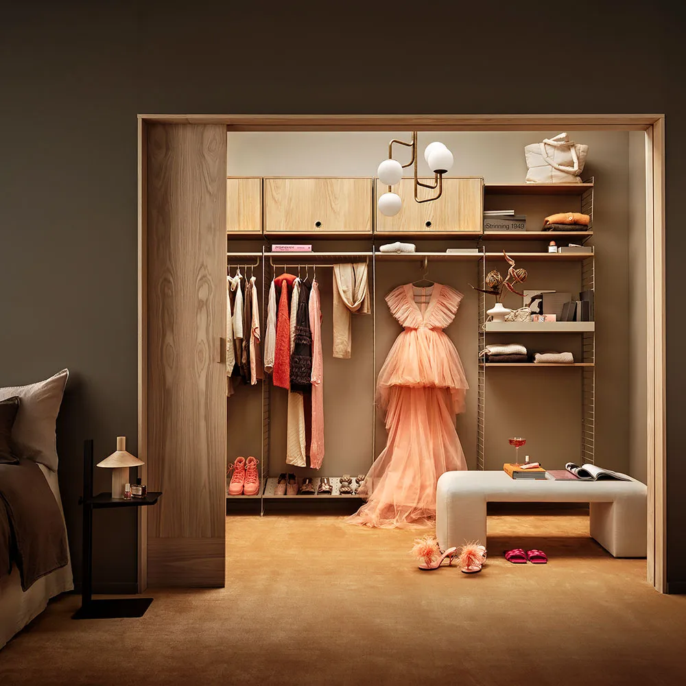 String overskap, Ask svartbeiset, 78x30 cm String