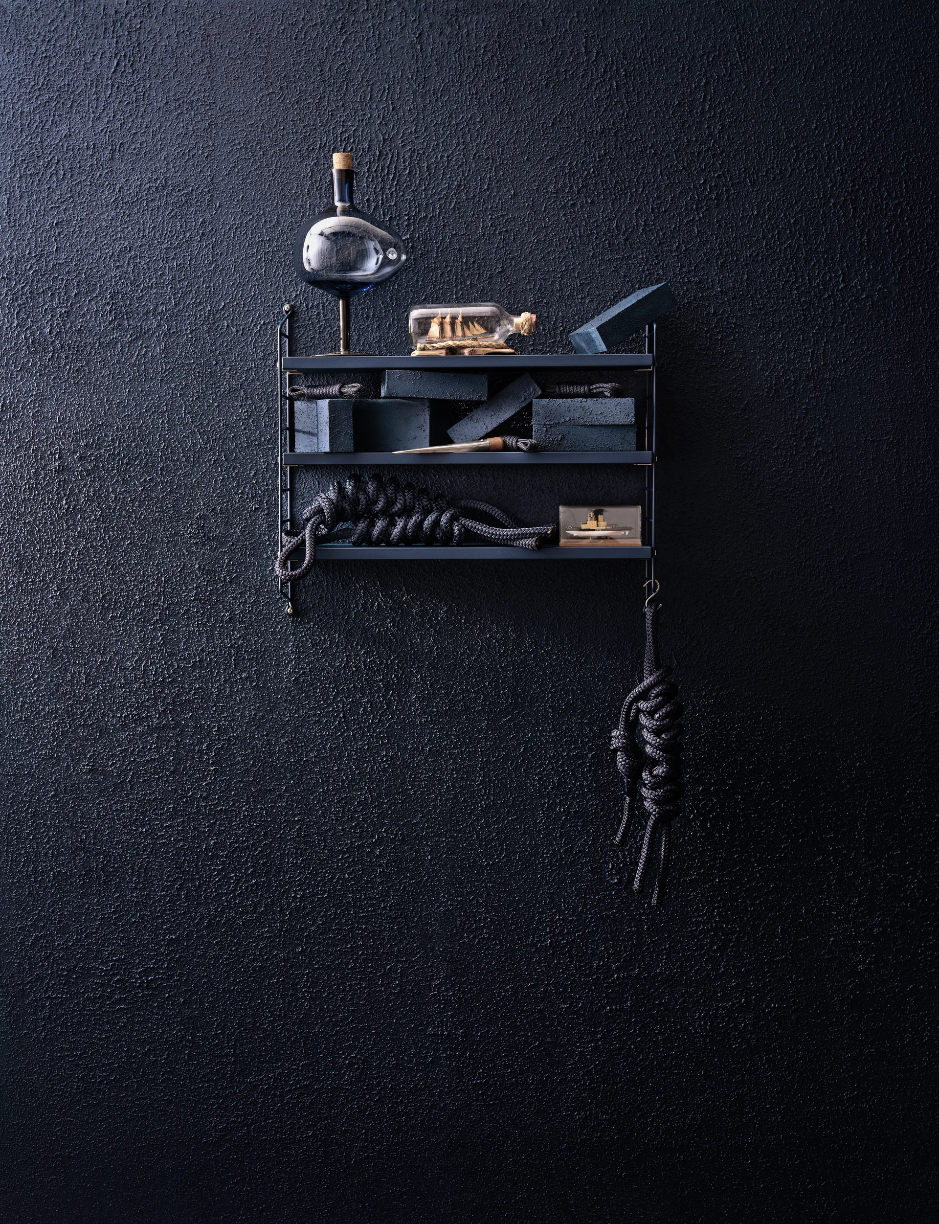 String Pocket vegghylle, Nybroblå String