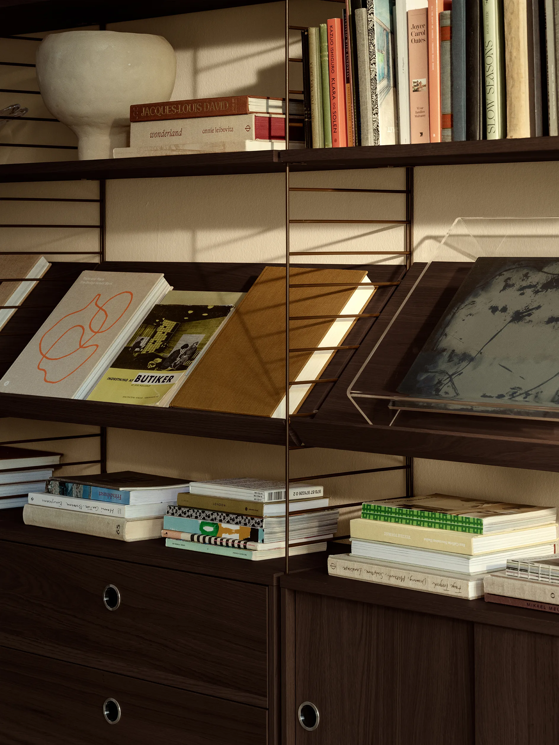 String skrivebordsplate, Mørk eik, 58x58 cm String