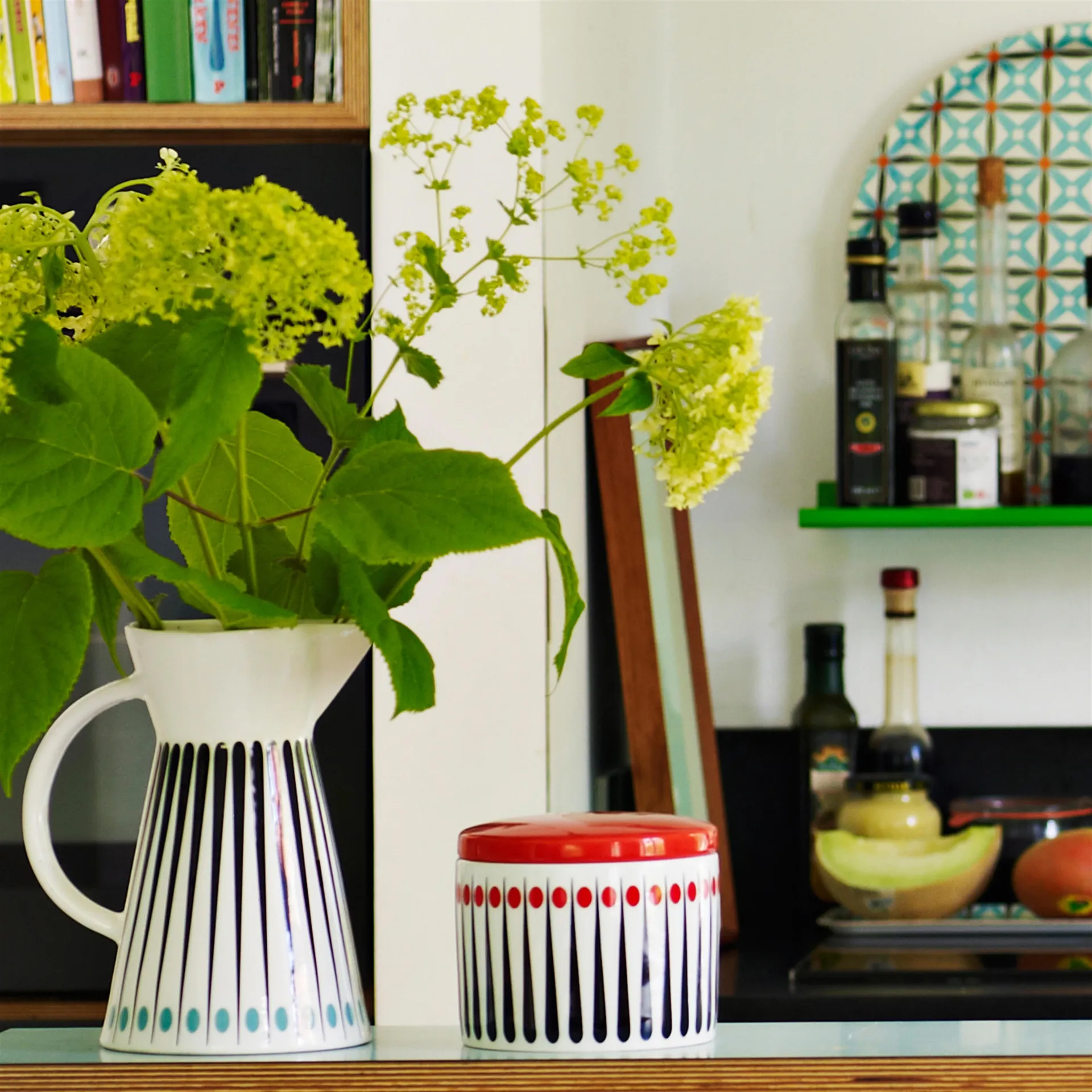 Amanda boks, hvit-tomat 10 cm Superliving