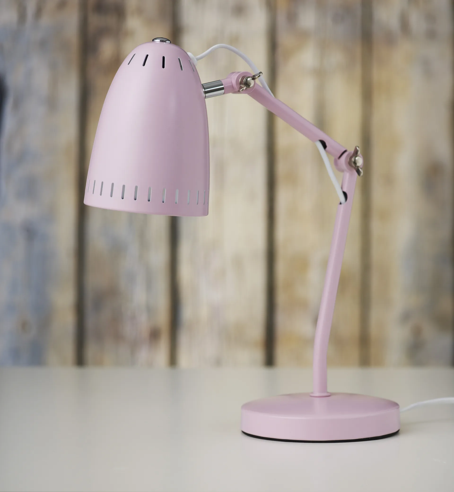 Dynamo bordlampe, Pale Pink (rosa) Superliving
