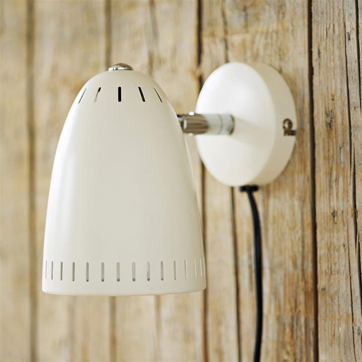 Dynamo vegglampe kort arm, matt whisper white (hvit) Superliving