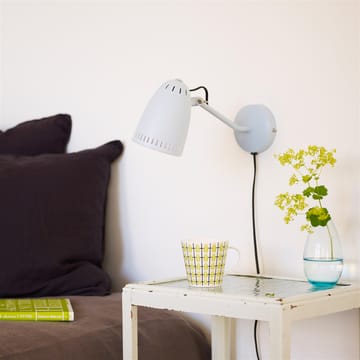 Dynamo vegglampe - matt whisper white (hvit) - Superliving