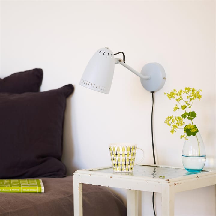 Dynamo vegglampe, matt whisper white (hvit) Superliving